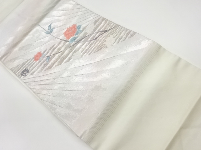 リサイクル　斜め縞に椿模様織出し名古屋帯